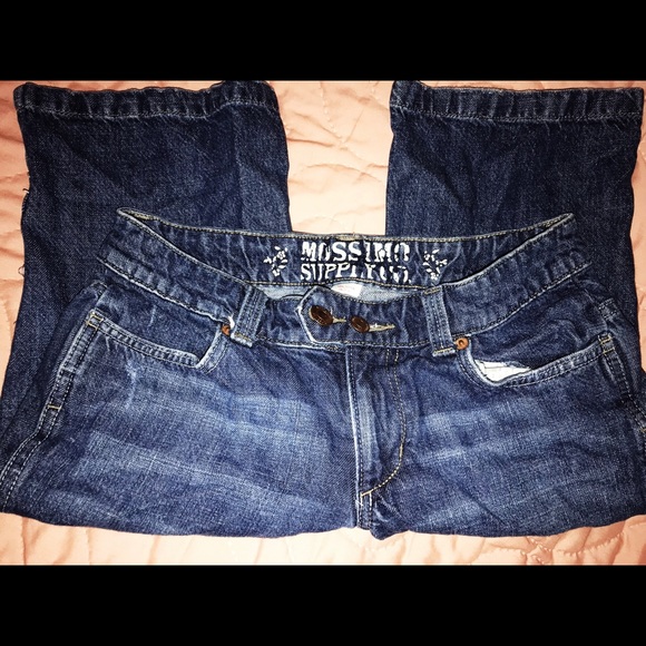 Mossimo Supply Co. Denim - Mossimo Jean Shorts size 7 Juniors